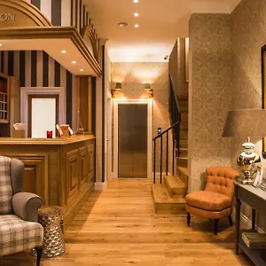 4* Hotel Vmaison
